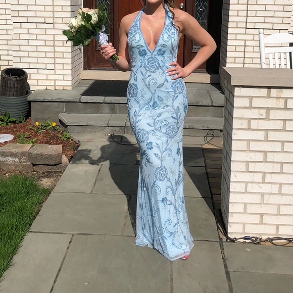 Dresses & Skirts - Beautiful baby blue prom dress